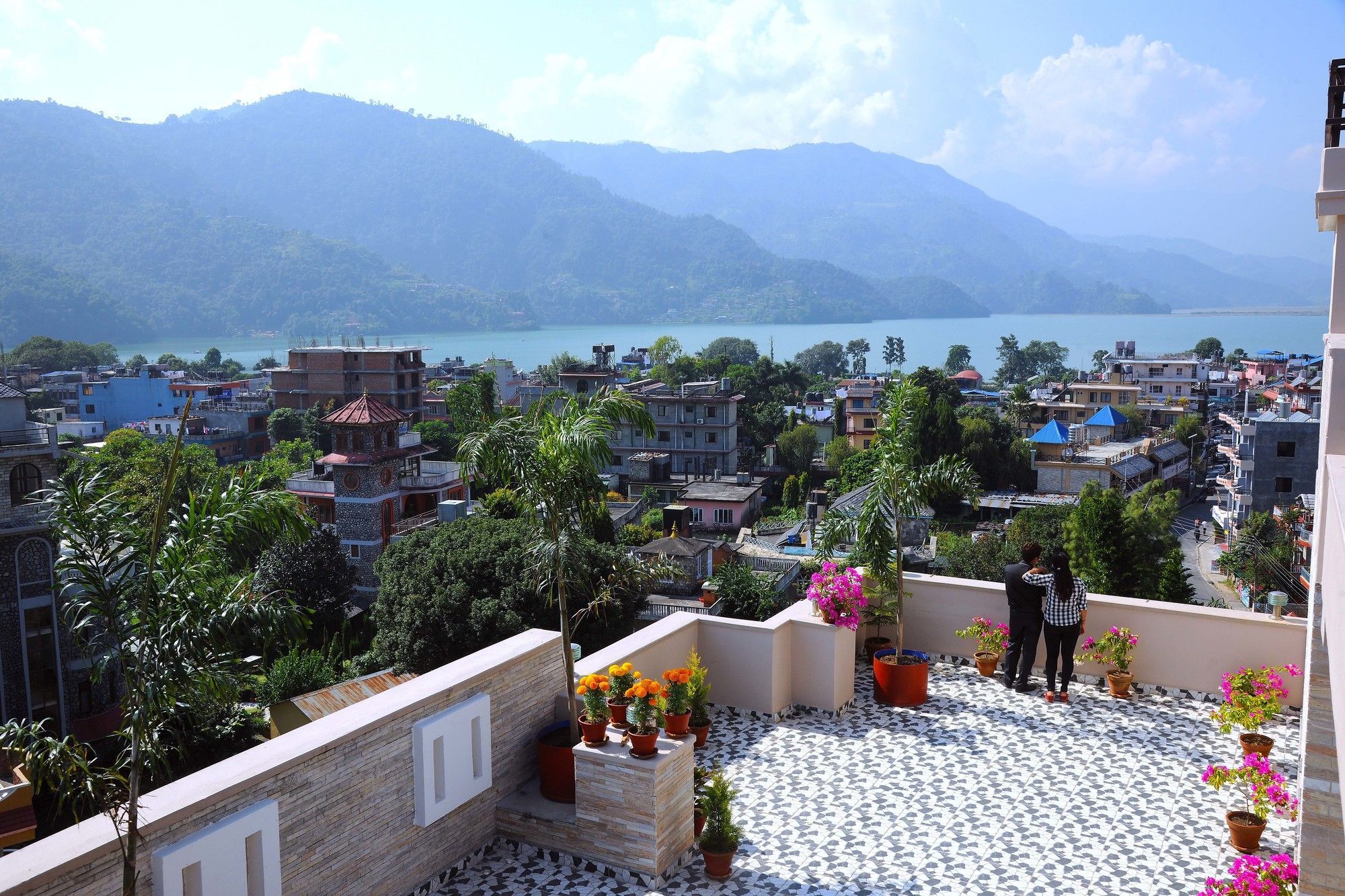 Hotel Queens Park Pokhara Exterior foto